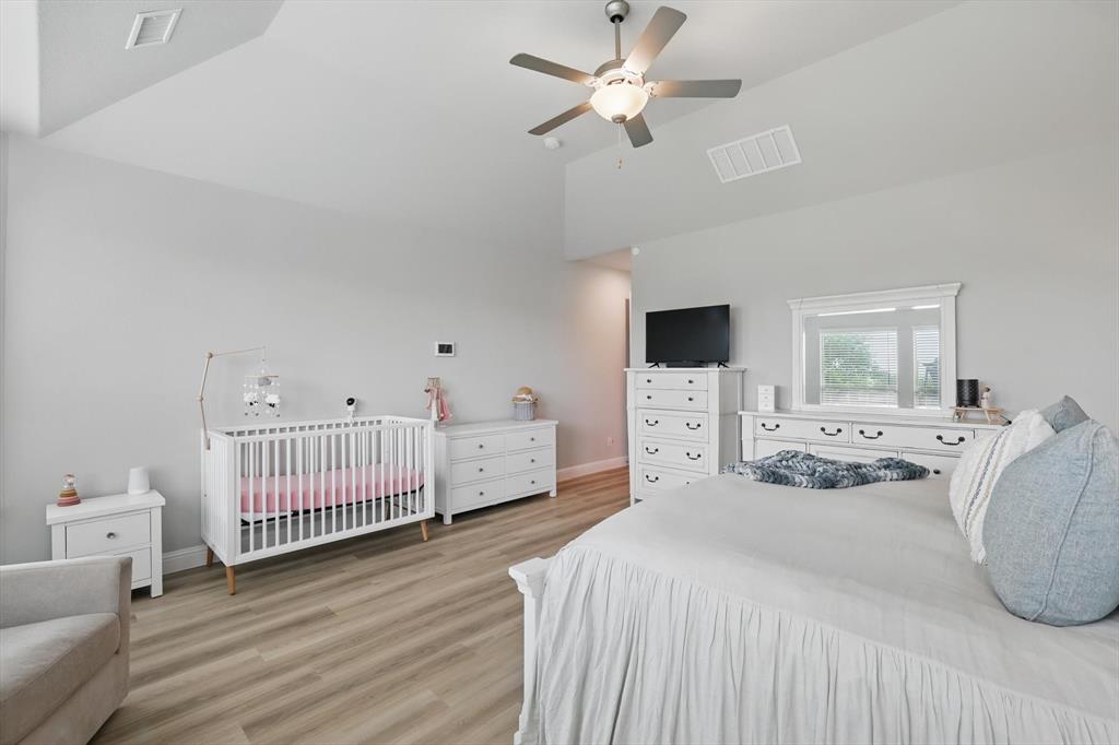 The Ridge at Northlake - Residential