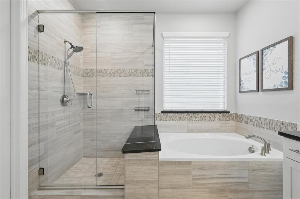 The Ridge at Northlake - Residential