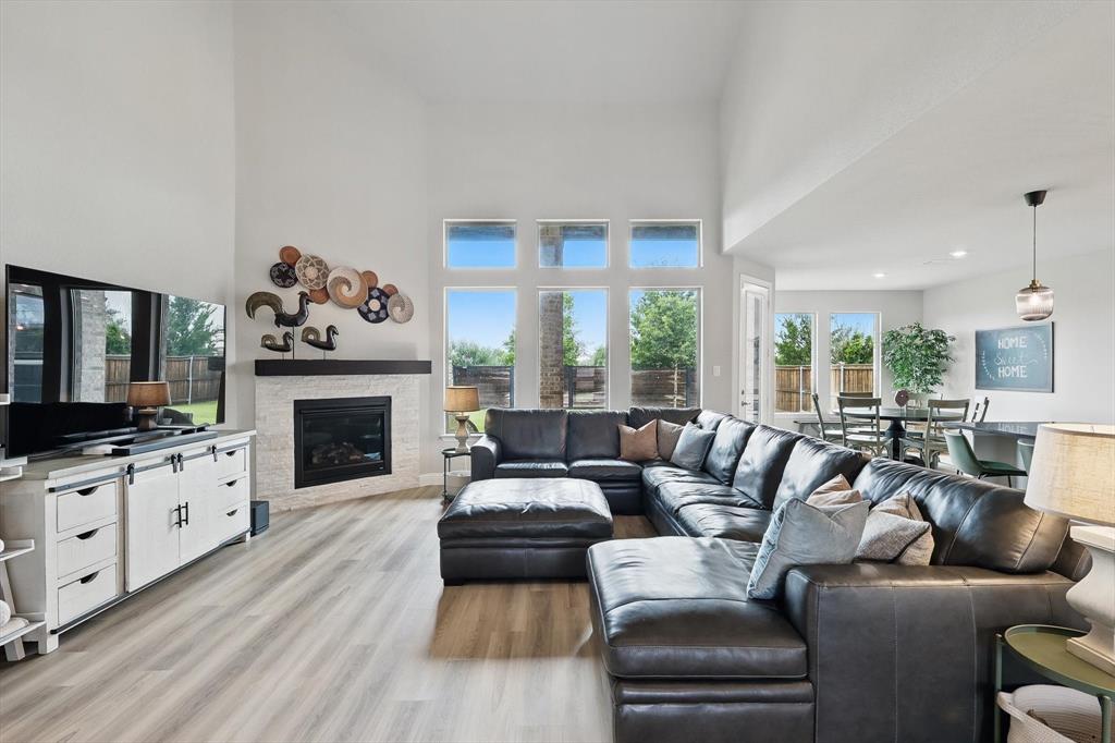 The Ridge at Northlake - Residential