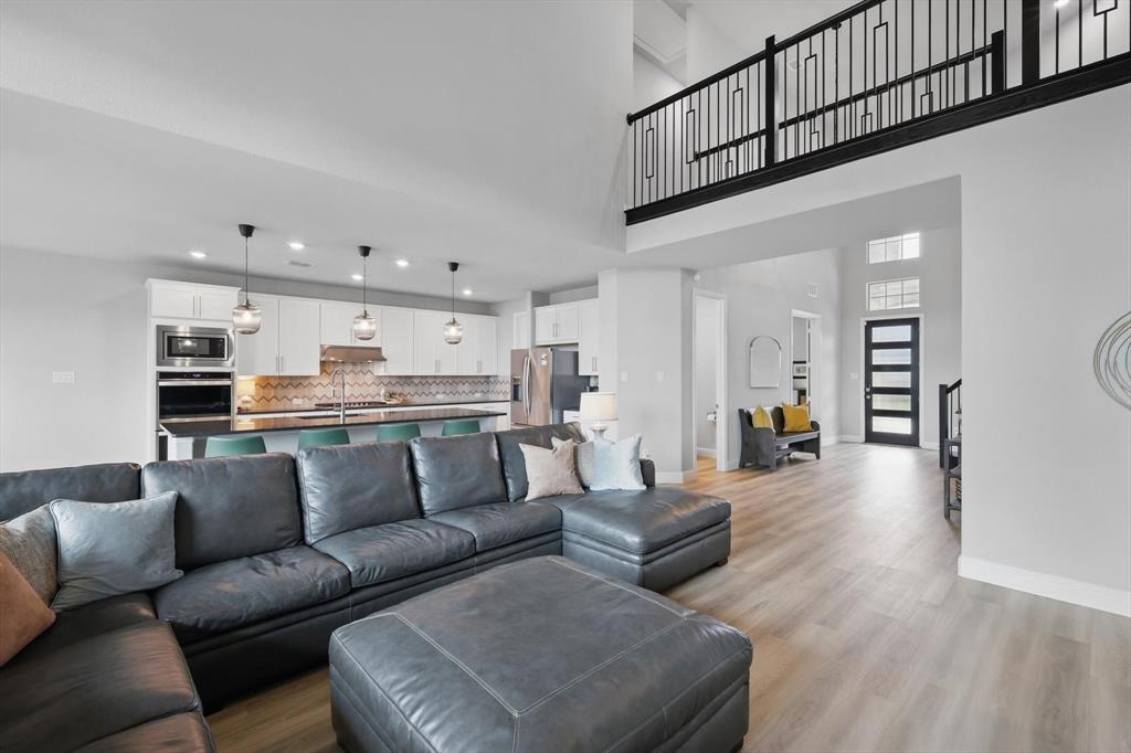 The Ridge at Northlake - Residential