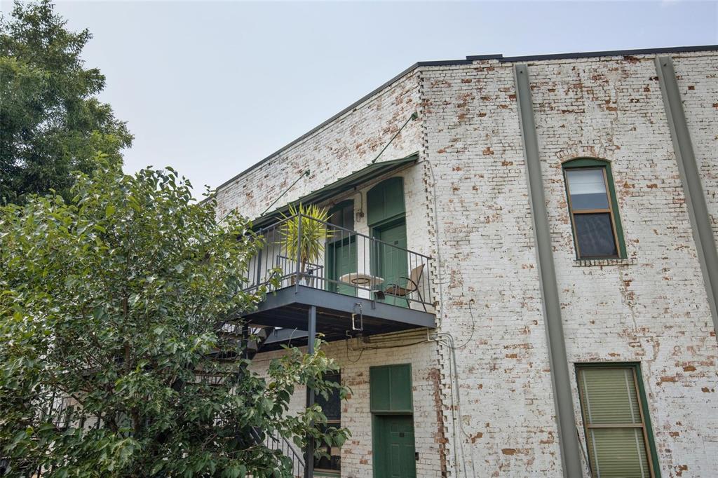 Kelly Park Studio Condos - Residential Lease