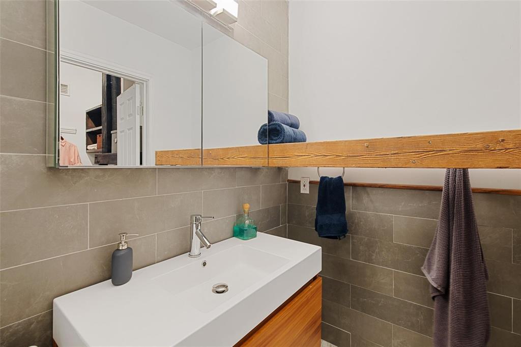 Kelly Park Studio Condos - Residential Lease