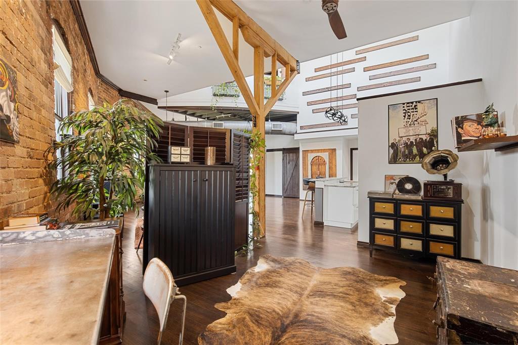 Kelly Park Studio Condos - Residential Lease