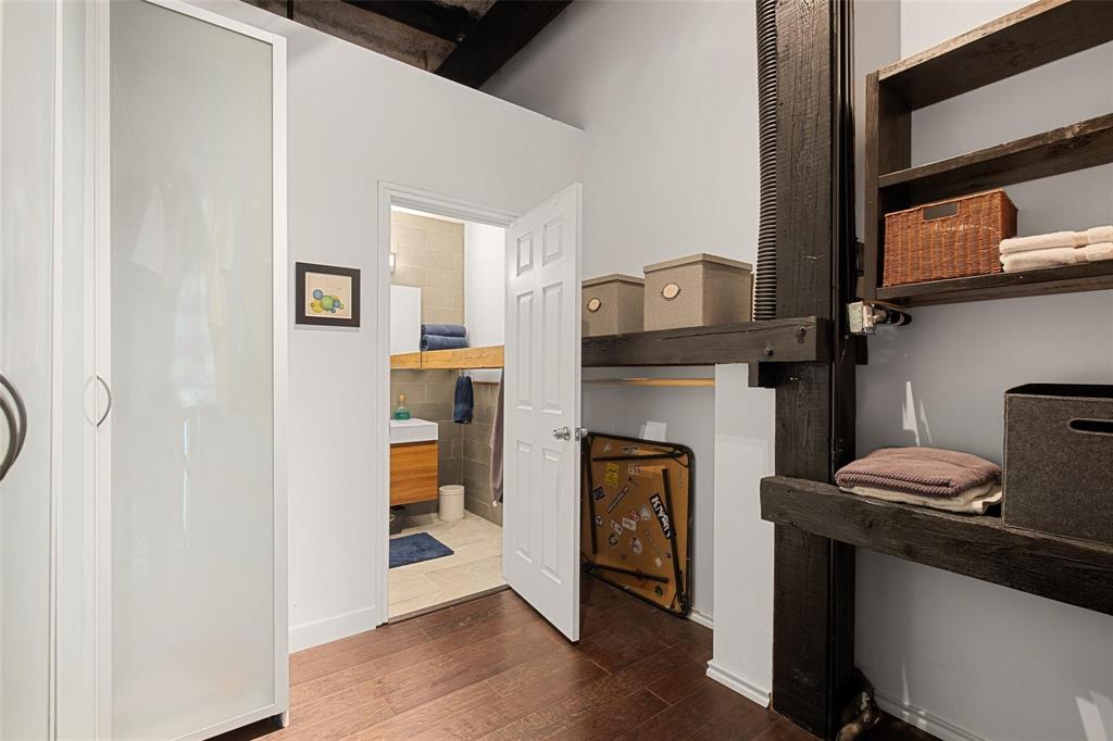 Kelly Park Studio Condos - Residential Lease