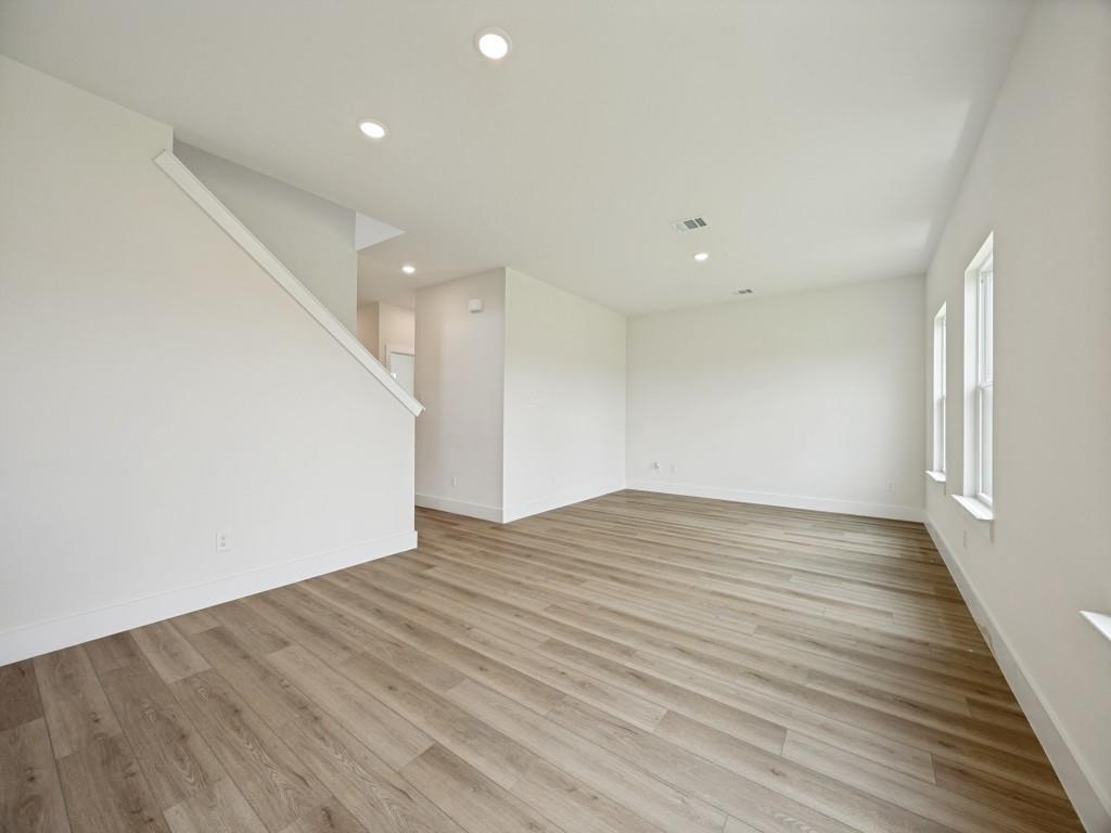 2406 Stonebriar Lane