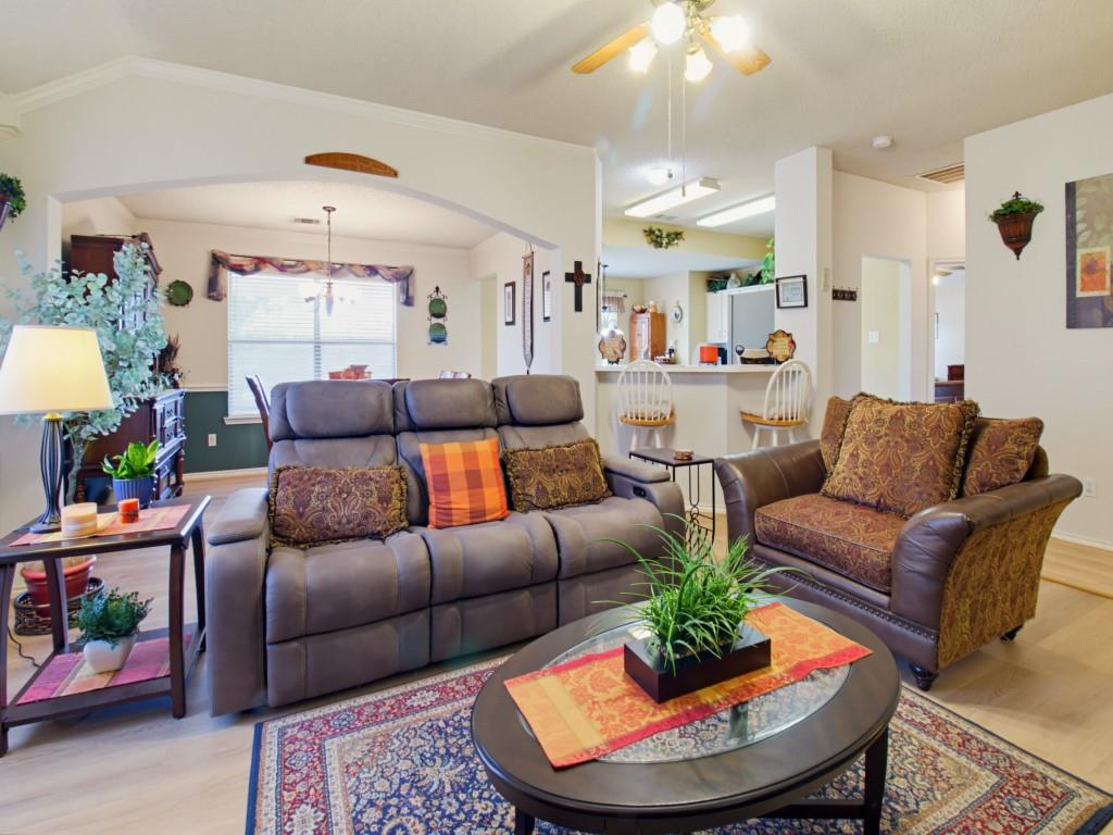 2065 Candlewood Circle