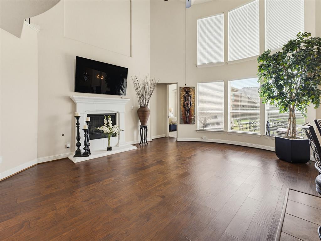 7315 Vienta Point