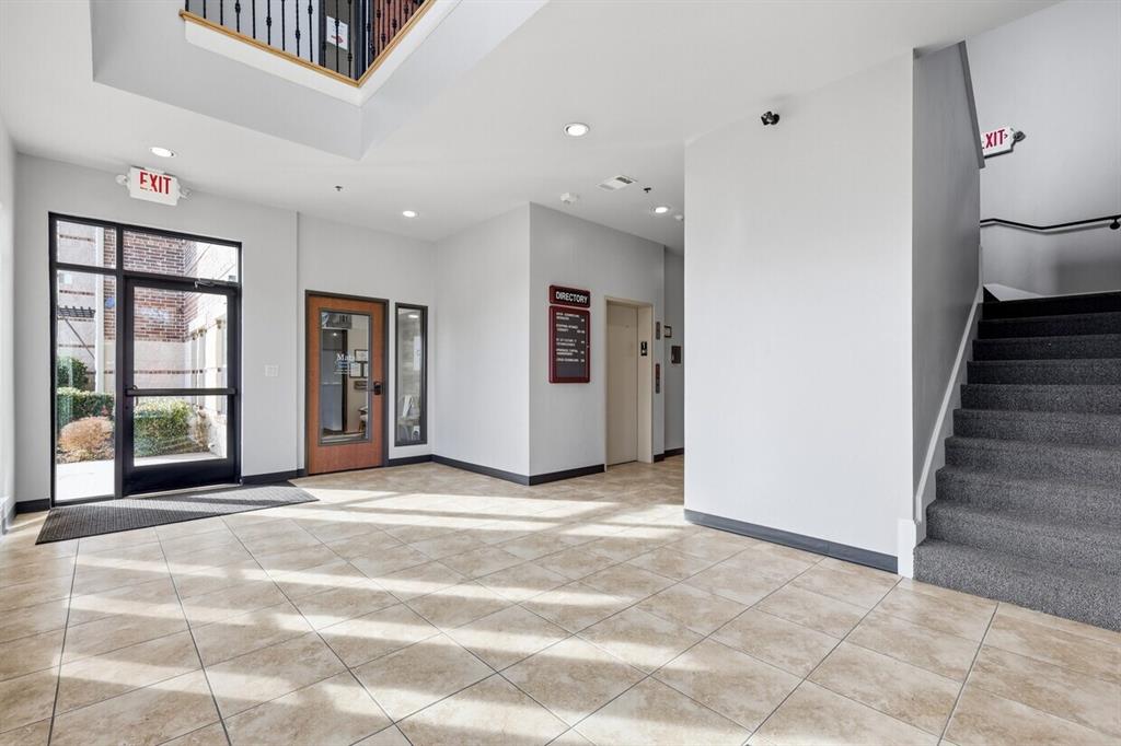 3605 Yucca Drive 201