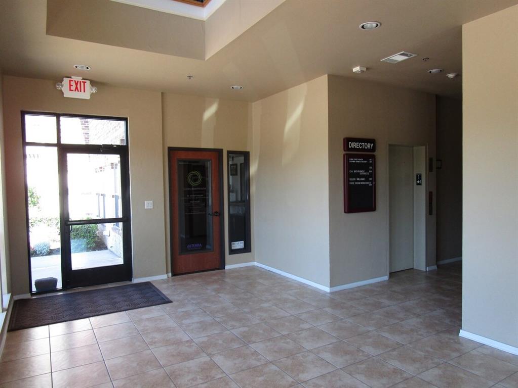 3605 Yucca Drive 201
