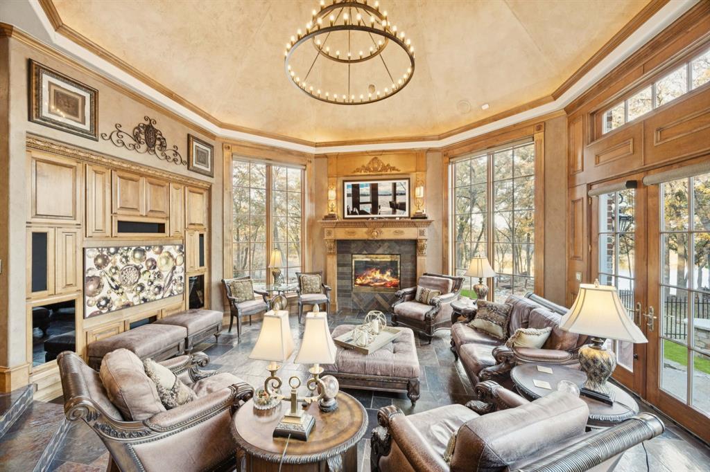 Point Noble - Residential
