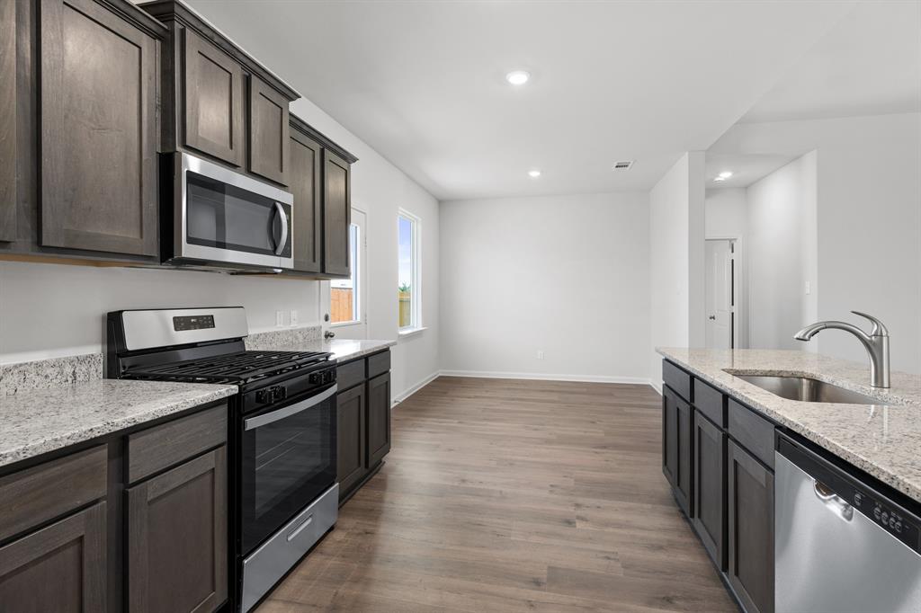 1501 Woodwinds Drive