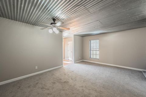 Tiny photo for 1700 Brookhaven Street, Cleburne, TX 76033 (MLS # 21101486)