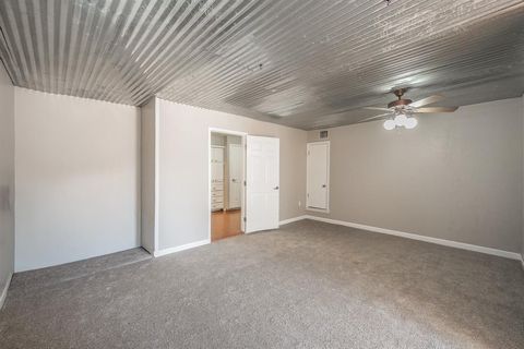 Tiny photo for 1700 Brookhaven Street, Cleburne, TX 76033 (MLS # 21101486)