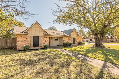 Tiny photo for 1700 Brookhaven Street, Cleburne, TX 76033 (MLS # 21101486)