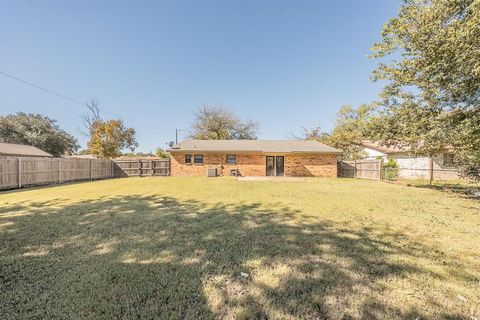 Tiny photo for 1700 Brookhaven Street, Cleburne, TX 76033 (MLS # 21101486)