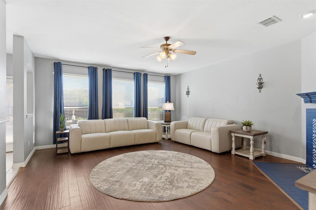 3041 Lakefield Drive