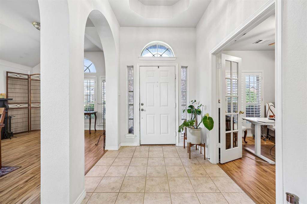 204 Sherwood Drive
