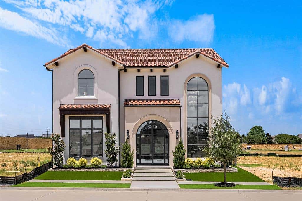 Photo of 104 Murano, Southlake, TX 76092 (MLS # 21304378)