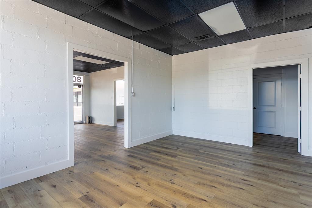 NA - Commercial Lease