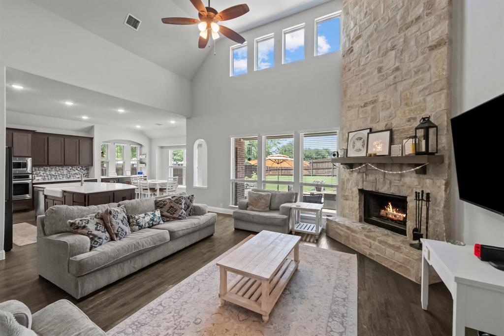612 Wildriver Trail