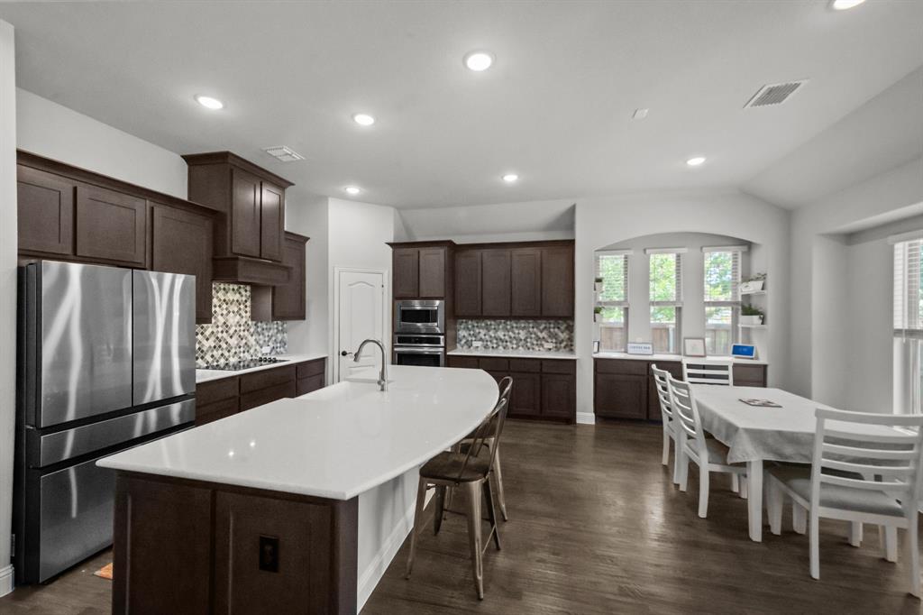 612 Wildriver Trail