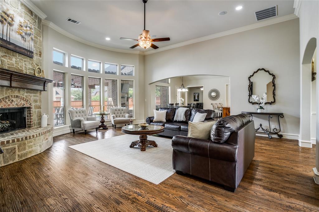 1011 Caribou Drive