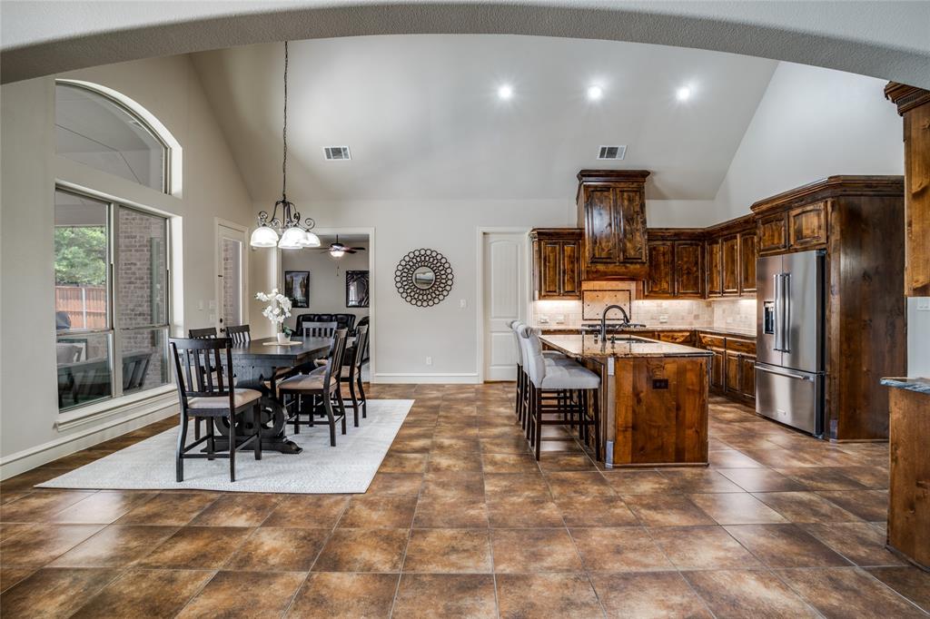 1011 Caribou Drive