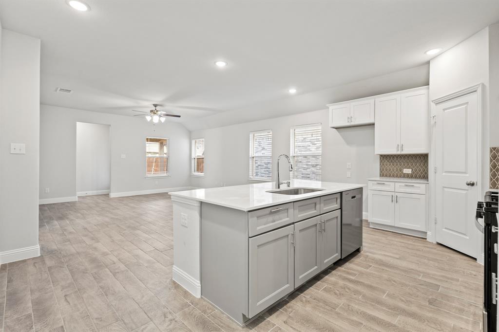 Venetian At Weston, Ph 1 - Residential