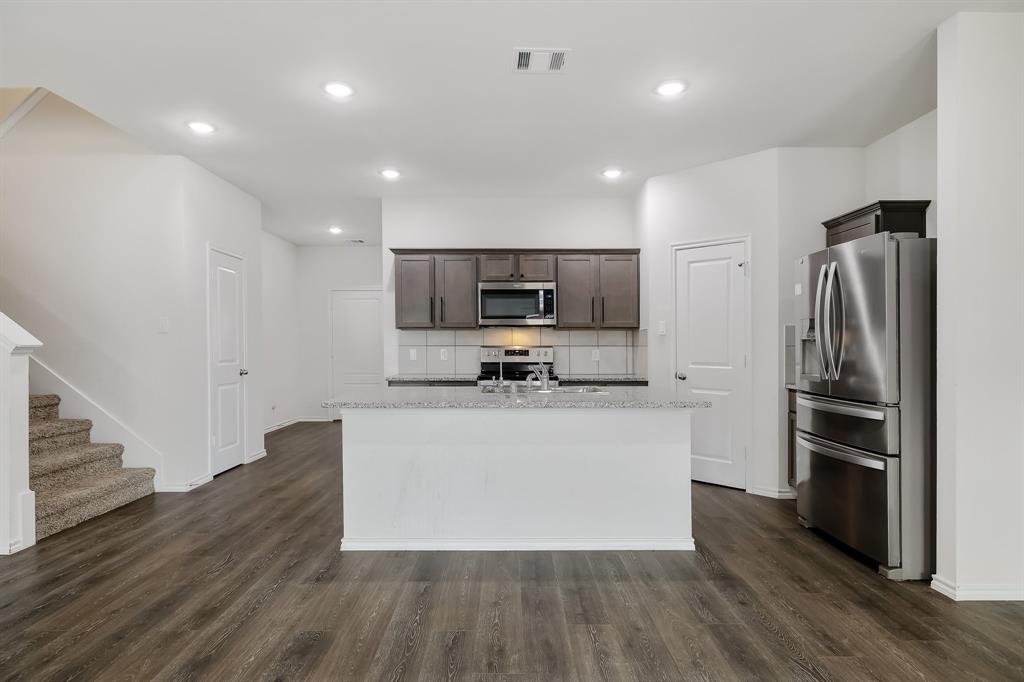 SUTTON FIELDS NORTH - PHASE 2C - Residential Lease