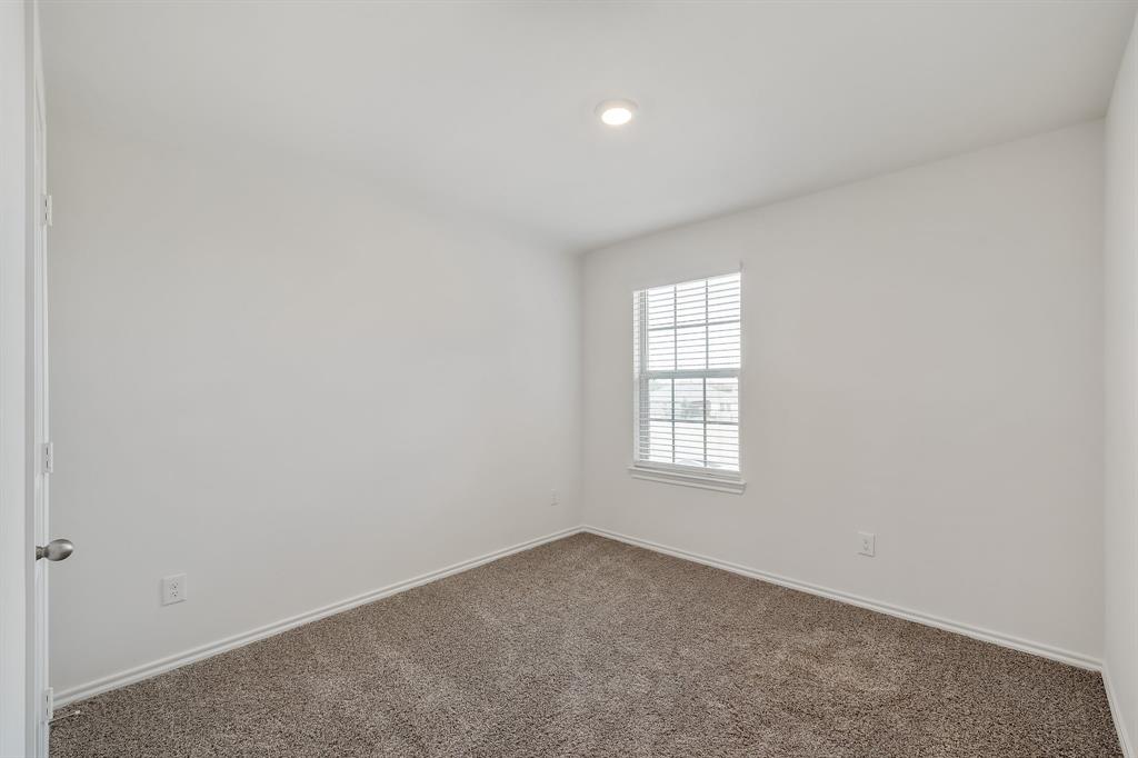 SUTTON FIELDS NORTH - PHASE 2C - Residential Lease