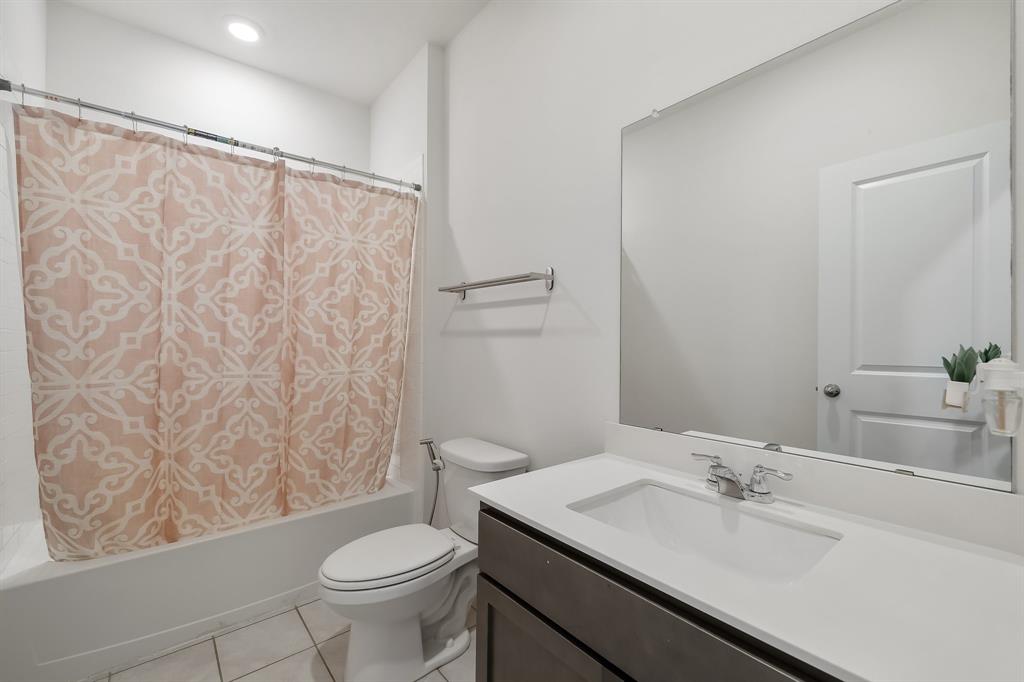 SUTTON FIELDS NORTH - PHASE 2C - Residential Lease