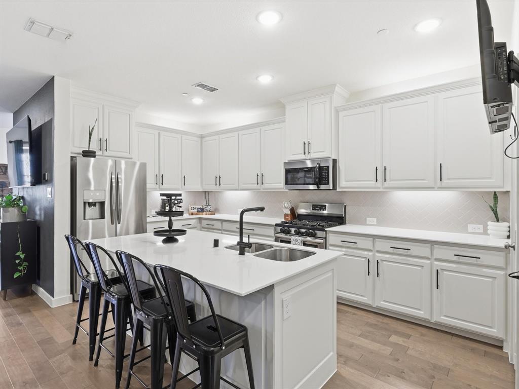 Apples Crossing - Residential