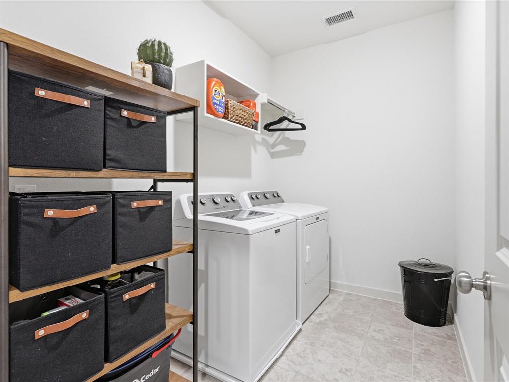 Apples Crossing - Residential