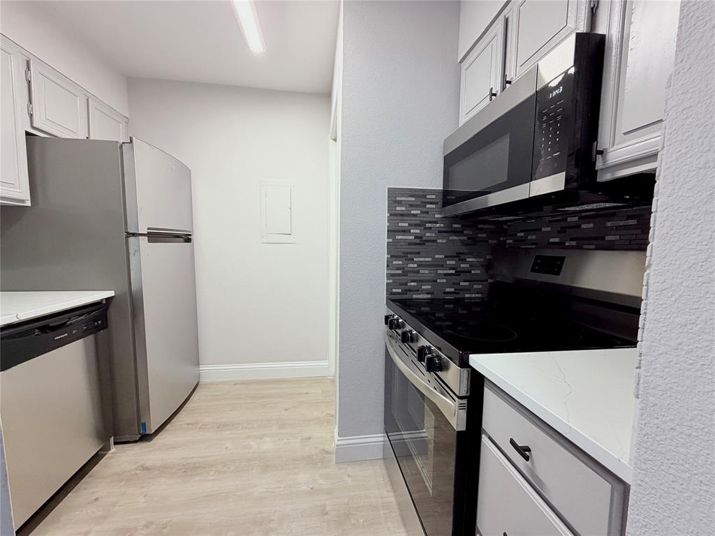 5757 Martel Avenue B05