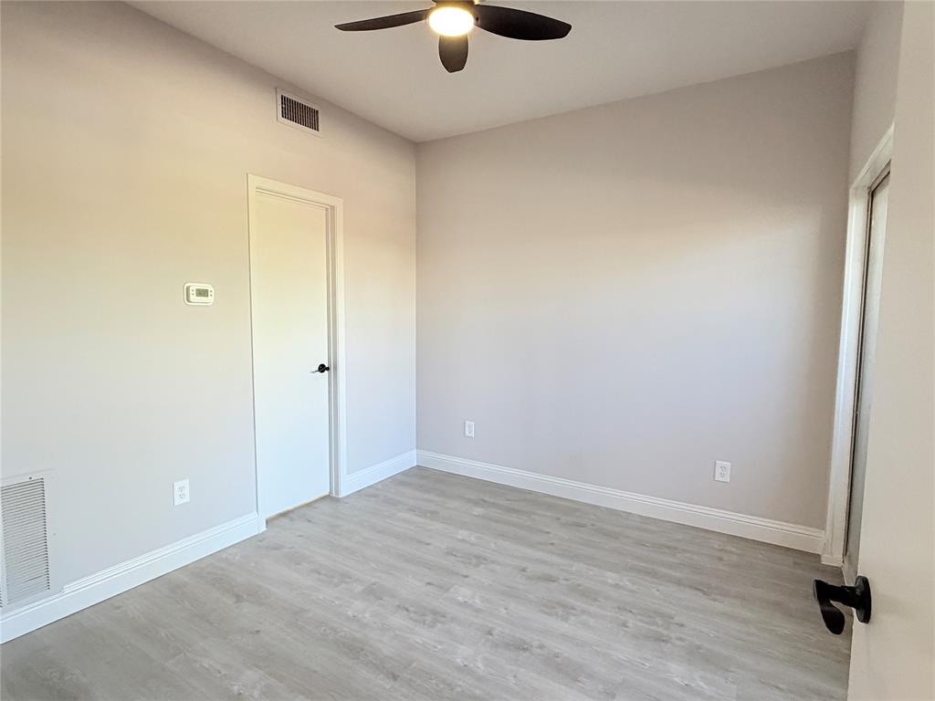 Ashton Square Condo - Residential