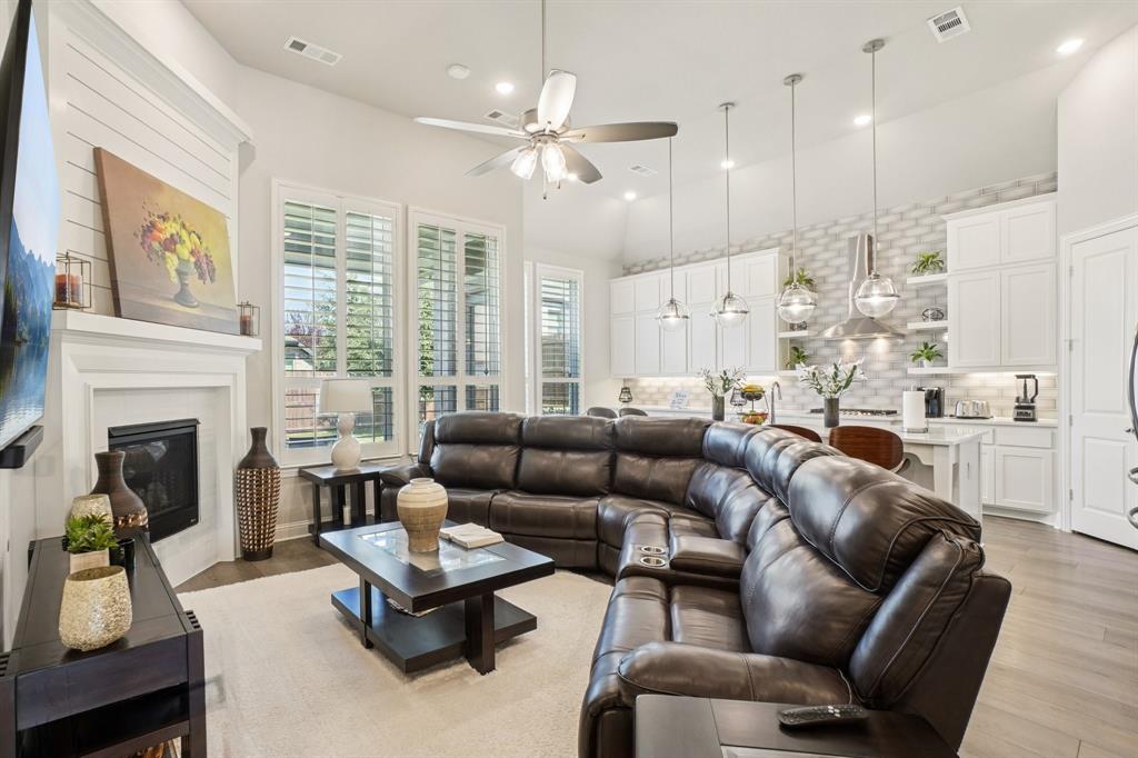 Tavolo Park - Residential