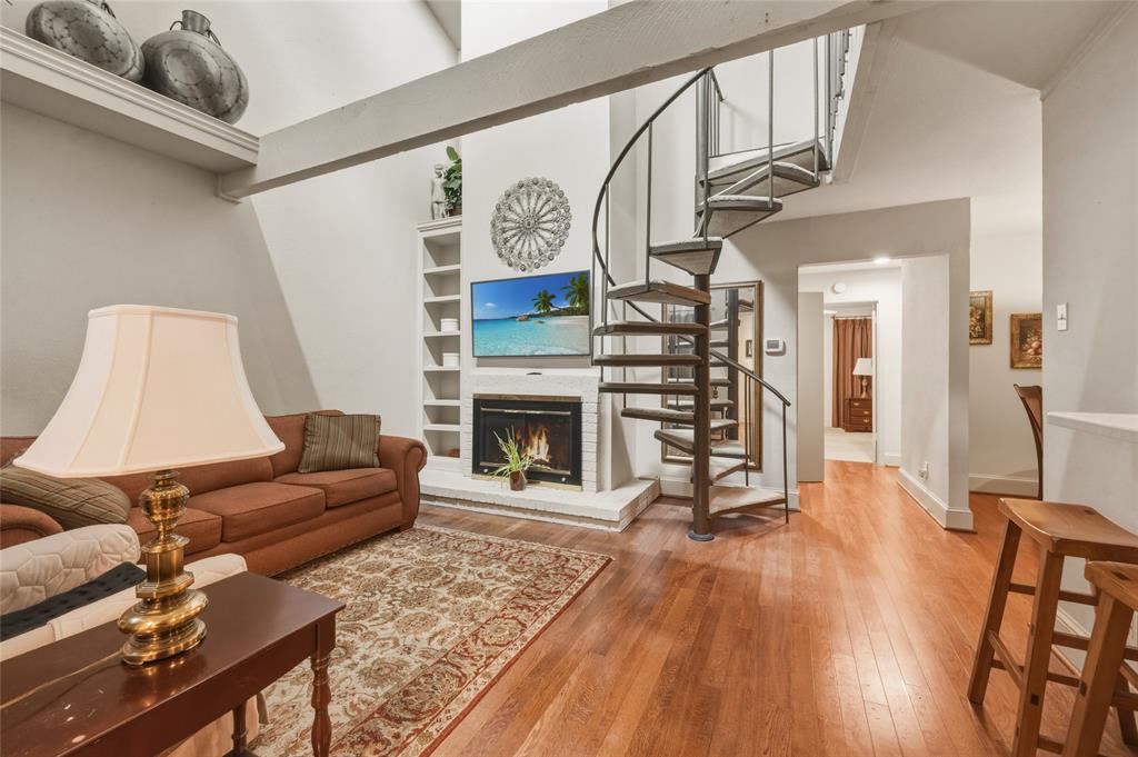 Chimney Hill - Residential