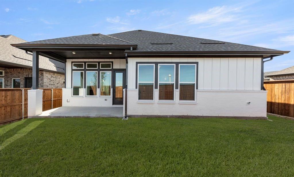 1225 Eclipse Way
