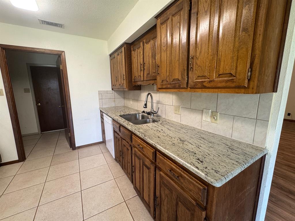 Alta Vista Acres - Residential Lease