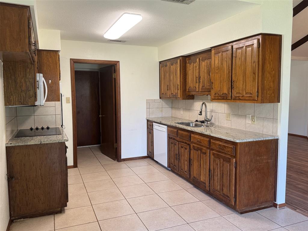 Alta Vista Acres - Residential Lease