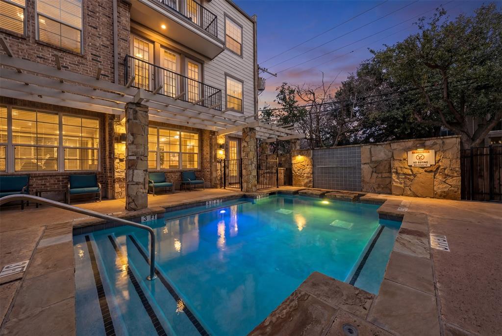 Westview Condos - Residential