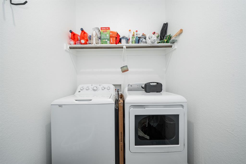 Red Eagle Place - Residential