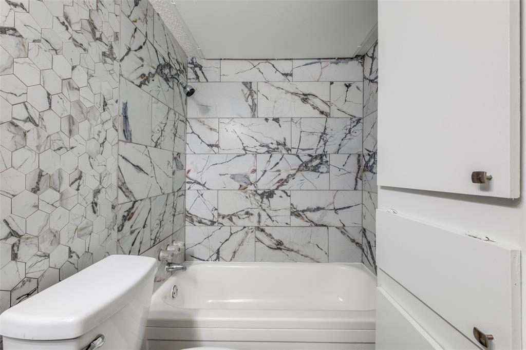 Gardenhomes Of Preston Place - Residential Lease