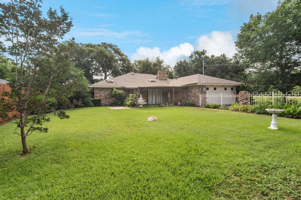 201 Harris Drive