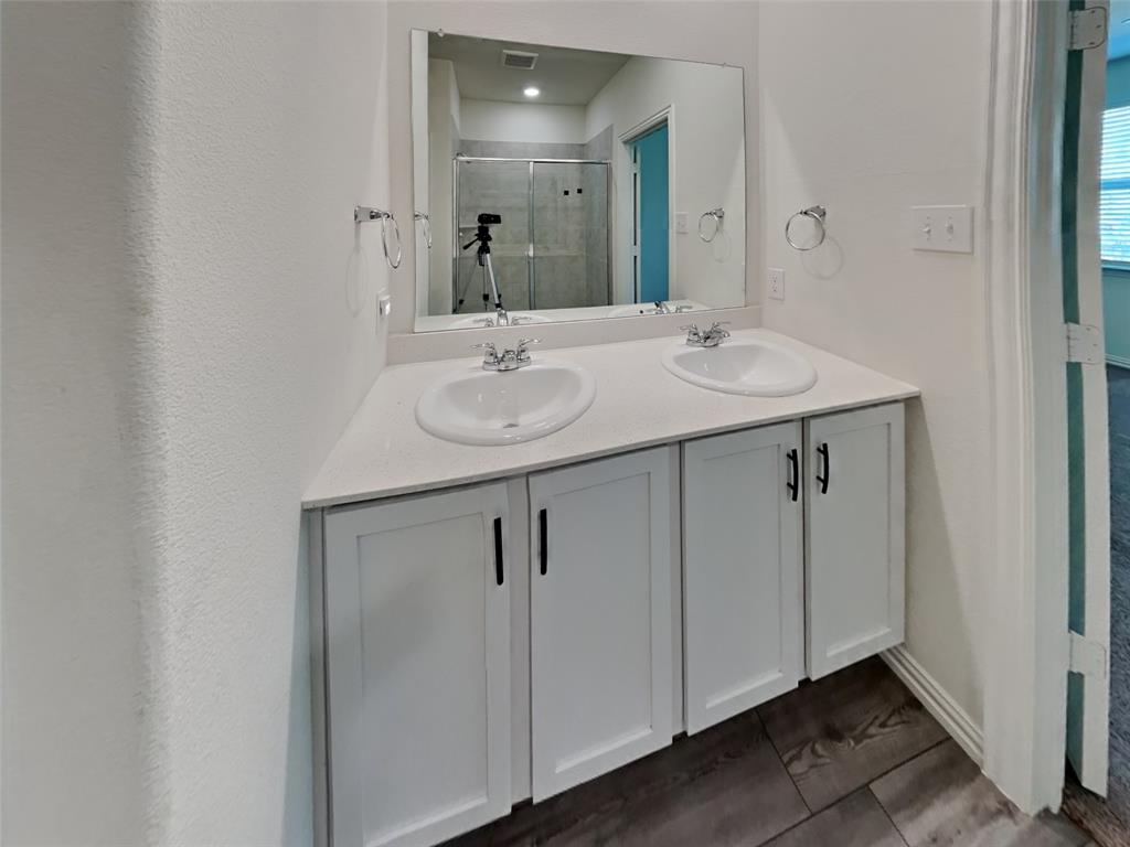 The Reserve at Chamberlain Crossing - Residential Lease