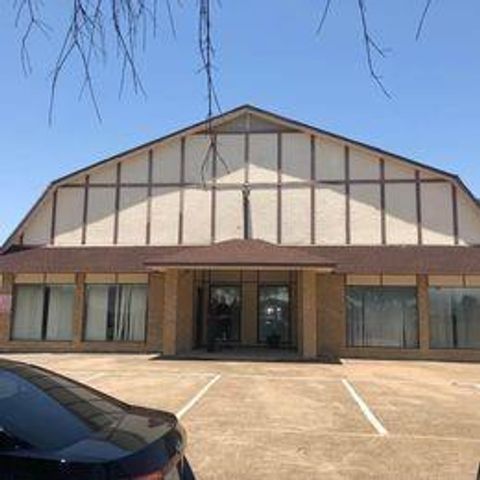 123 Executive Way DeSoto TX 75115