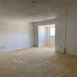 123 Executive Way