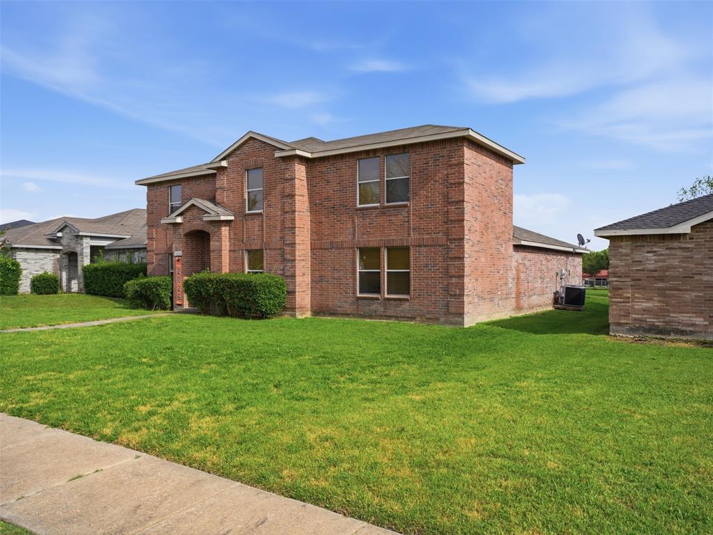 1424 Bumble Bee Drive