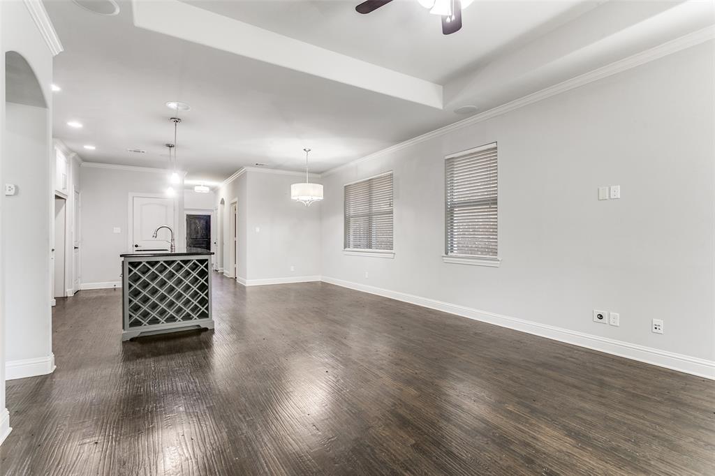 2221 Churchill Loop