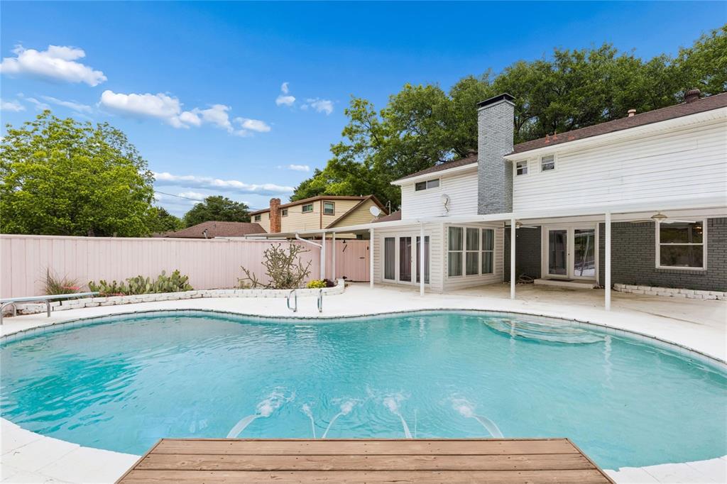 2617 Beechmont Drive